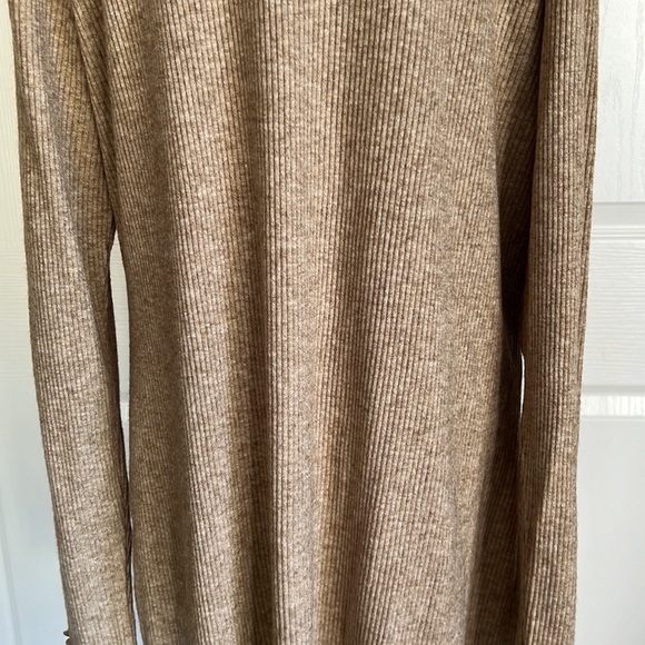 NWT Forever 21 Plus Oatmeal Tan Ribbed Soft V Neck Button Down Dress Sz 3X - Picture 8 of 12